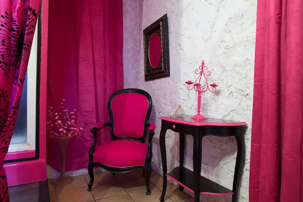 Auberge La Tuiliere Puget-Ville Mini-hôtel