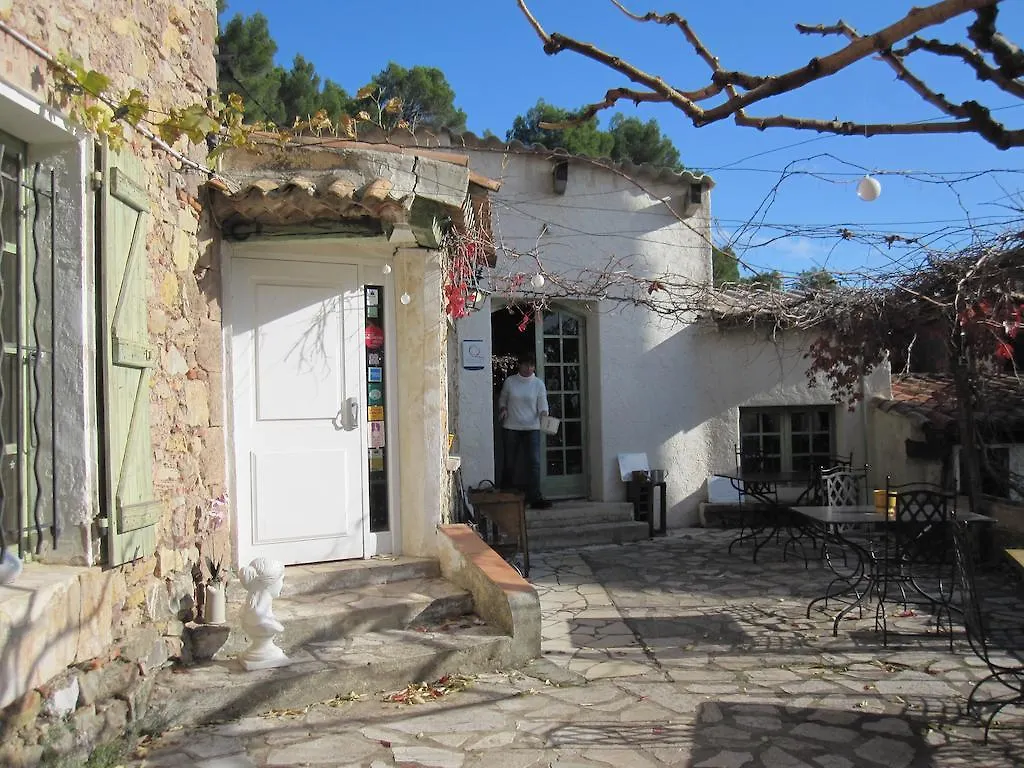 Mini-hôtel Auberge La Tuiliere Puget-Ville