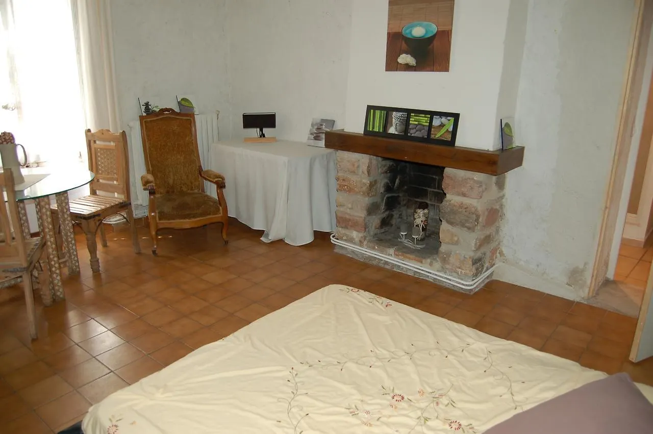 Auberge La Tuiliere Puget-Ville 3*,  France