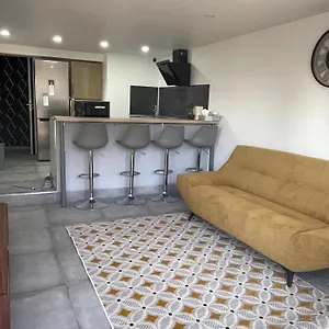 https://cocooning-et-calme-a-5-min-de-laeroport.aixenprovencehotels.org