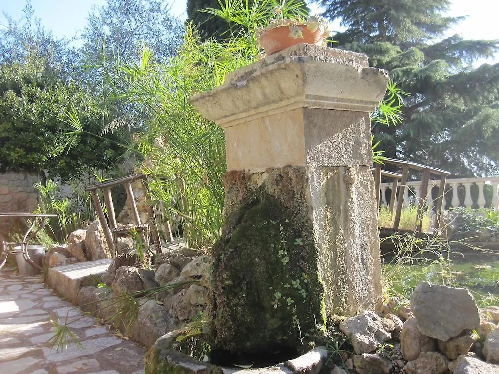 Auberge La Tuiliere Puget-Ville Мини-отель